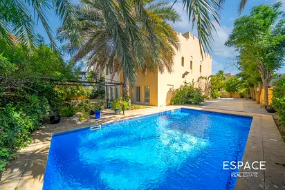 Rare E1 Hattan in Meadows 5 | Lake View