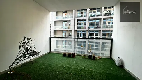 %7.5 ROI Investor Deal | Prime Location in DSO | Well Maintained Building
