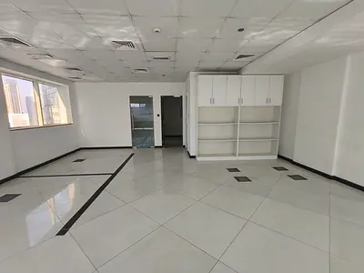 FULYY FITTED OFFICE 1018sqft in Westburry Tower, Business Bay. Dubai.