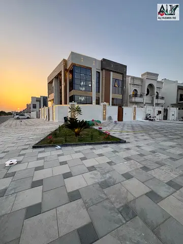 Modern Corner Villa | 5 Master Bedrooms | Double Height Hall | Al Helio 1