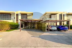Premium Townhouse | Park Access | Private Garden
