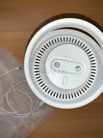 Portable White Air Purifier / Aroma Diffuser (used) with USB Cable