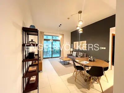 Furnished l Vacant l Modern Furniture