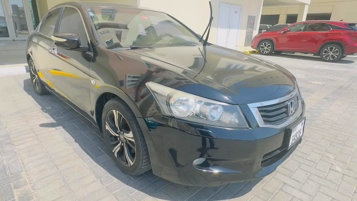 Honda Accord 2008 — photo 1 of 7