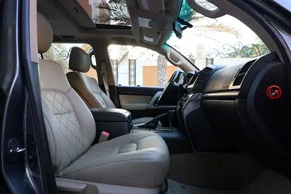 2011 Toyota LAND CRUISER 照片 16