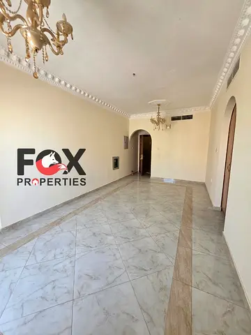 3 bedrooms and a living room for annual rent in Al-Humaydiyah area, balcony with an open view, wall closets, central air conditioning, 3 bathrooms