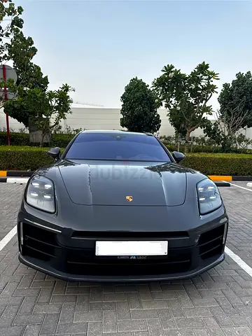 Porsche Panamera 2026 Standard GCC Specs