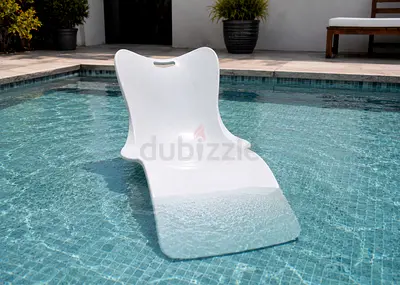 White Curved Pool Lounger Fiberglass