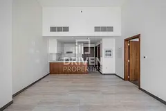 Large Size | Pool View | Vacant | High Floor