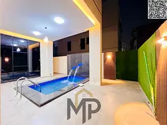 Villa with private pool, two floors and roof, located close to services, price includes registratio