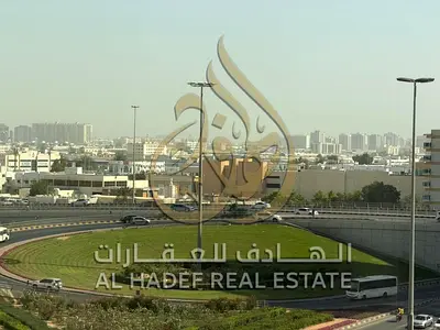 اطلالة مفتوحة | بانوراما | موزع كبير | خزائن بالحائط |تسهيلات بالدفع | صيانة دوراية مجانا |