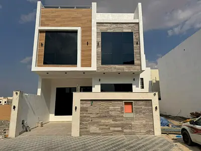 للبيع في الباهيه بعجمان تاون هاوس4 غرف ماستر مجلس  صاله وغرفة خادمه