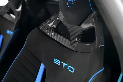 صورة مصغرة 9 لـ 2023 Lamborghini HURACAN