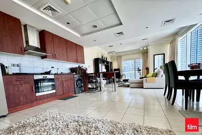 Furnished 1 Bedroom Apartment In Lake View Tower