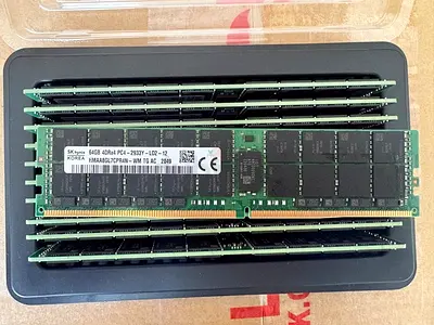 SK Hynix 64GB 4DRx4 PC4-2933Y-L DDR4 ECC LRDIMM Memory HMAA8GL7CPR4N-WM
