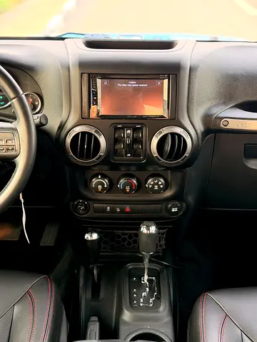 2017 JEEP WRANGLER — миниатюра 5