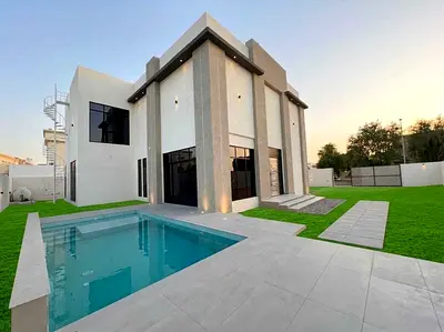 Luxury 5BR Master Villa | pool | Landscaped Garden