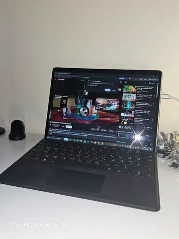 Microsoft Surface Pro 8 original condition 256GB 16Ram