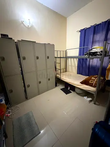 BED SPACE SHARING, WITH KITCHEN