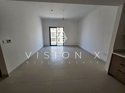 Chic | Walkable Area | Smart Layout