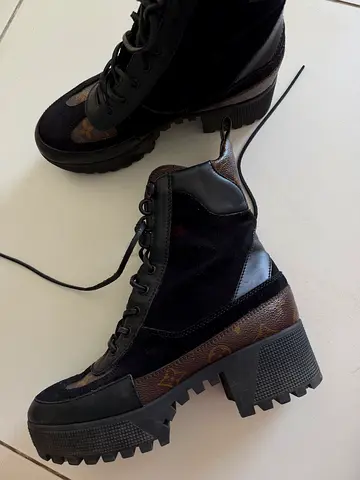 Authentic Louis Vuitton Laureate desert boot Black suede  leather chunky ankle boots (womens) - used