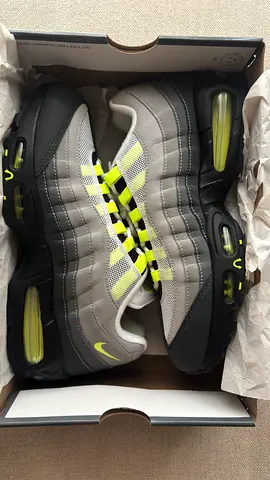 Nike Air Max 95 Neon
