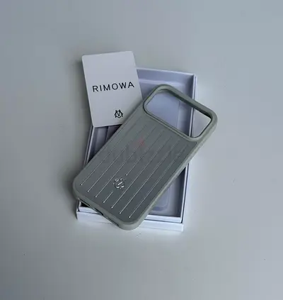 Rimowa iphone 17 pro max case