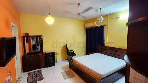 Family Big Room In Bur Dubai