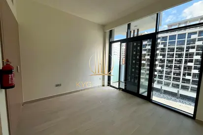 Unfurnished l Chiller Free l Community View