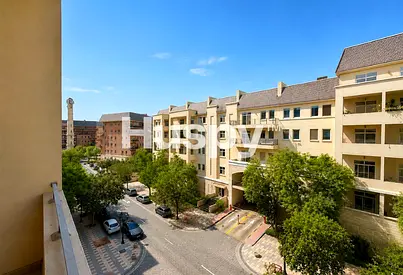 Vacant | Two Parking Spaces | Large Layout