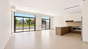 READY TO MOVE | HUGE PLOT | BRAND NEW