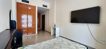 SINGLE LADY ONLY, MASTER ROOM WITH ATTACHED TOILET  BALCONY NEAR MOE