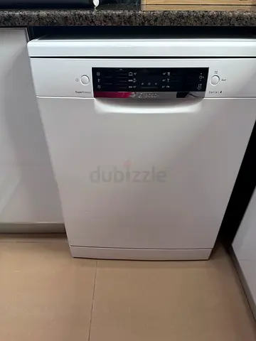 BOSCH Quiet Dishwasher in excellent condition
