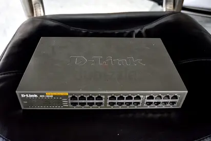 Used D-Link 24-Port Ethernet Switch (DES-1024D)