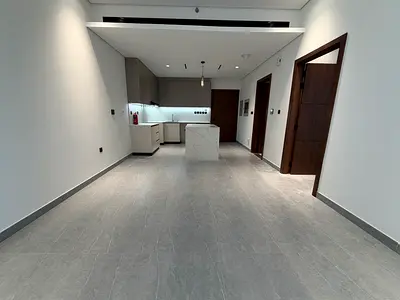 شقة بغرفة نوم واحدة غير مفروشة | شرفة | جاهزة للسكن | أريستا ون