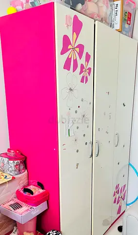 Pink  White Floral 3-Door Wardrobe Cupboard - Good Condition
