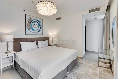 Sea View 2bd in new 52 42 tower Dubai Marina