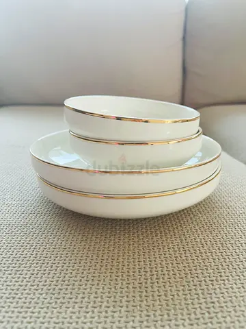 2 Medium  2 Small Bowls