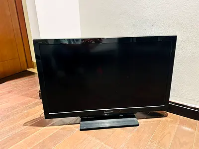 Panasonic 32-inch LED TV - Great Working Condition