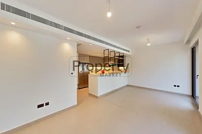 Single Row | Spacious Layout | Balcony | Garden