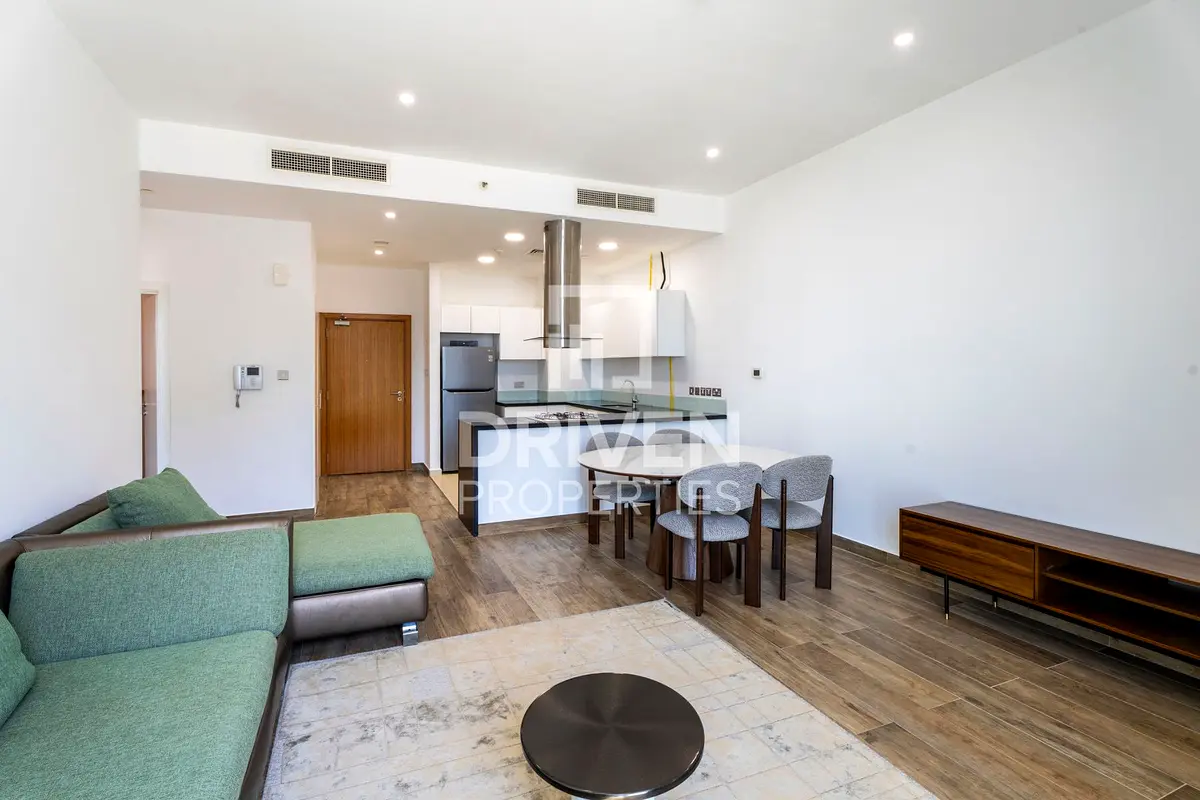 Vacant | 1BR Fully Furnished | Luxurious Apartment