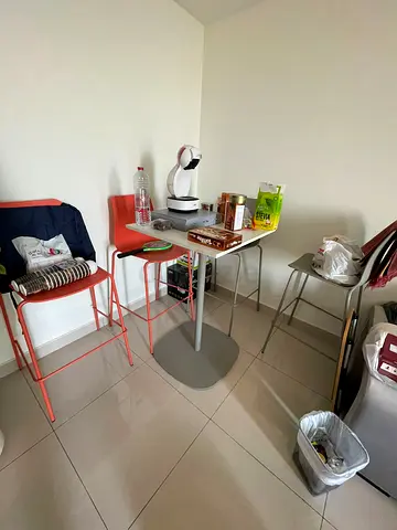 High table with 4 chairs - Made in Spain like a brand new