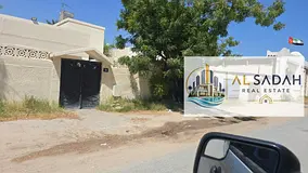 For sale: A house in the Al-Qadisiyah area, near the main road on the Al-Nakhilat side. The house is