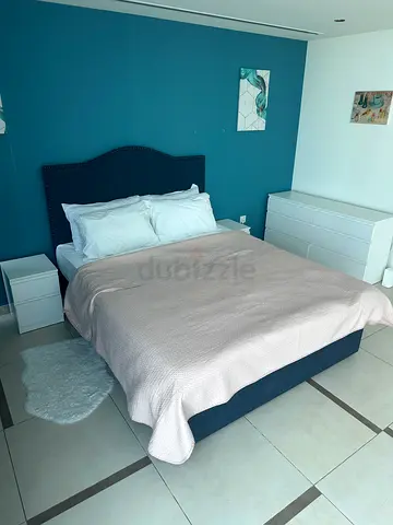 Selling custom-made Queen Size bed 🛌✨