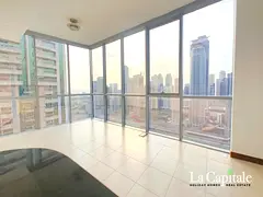 MARINA AND LAKE VIEW | NEXT TO METRO | VACANT