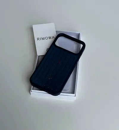 Rimowa iphone 17 pro max case