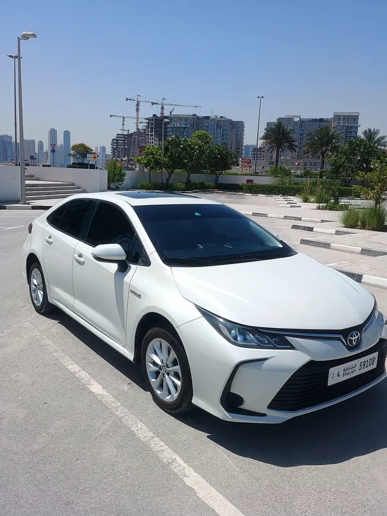 Toyota Corolla 2020 — photo 1 of 6