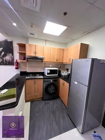 HIGH FLOOR | GOLF VIEW | LUXURIOUS