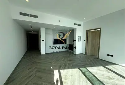 FULL CANAL VIEW| HIGH FLOOR| VACANT| UNFURNISHED