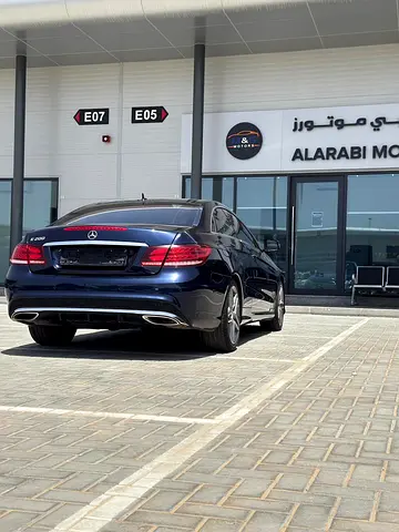 2015 Mercedes-BENZ E-CLASS photo 6
